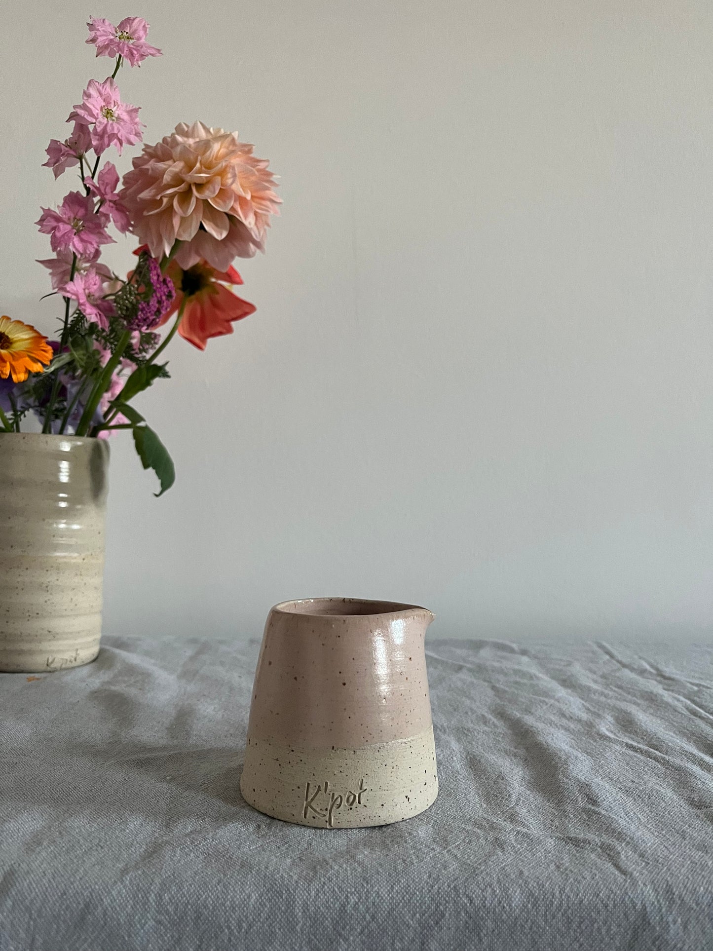 32. Melkkannetje - peach rose